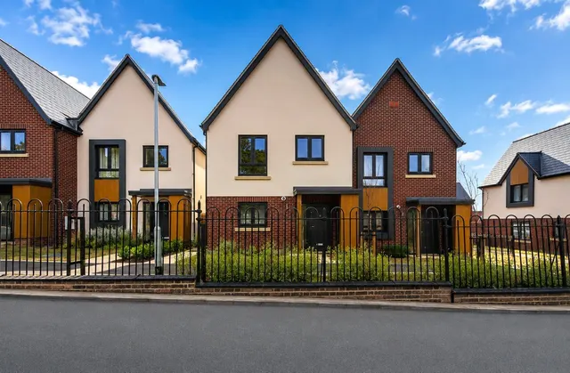 Arbon Road, Stowmarket, IP14, photo 1