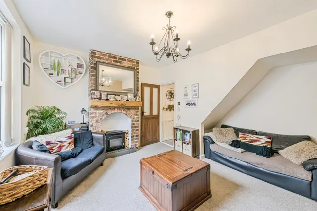 Long Street, Dordon, B78, photo 2