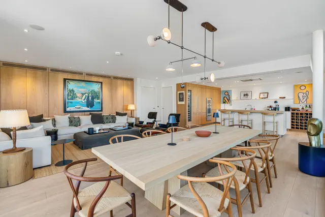 3 bedroom flat — Bolsover Street, Fitzrovia, London