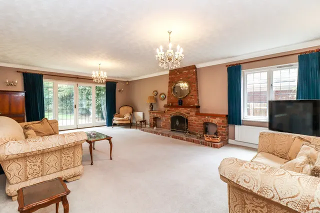 Beaconsfield, Buckinghamshire, photo 3