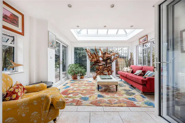 Photo 2 — Terrys Lane, Cookham, Berkshire, SL6 9RT
