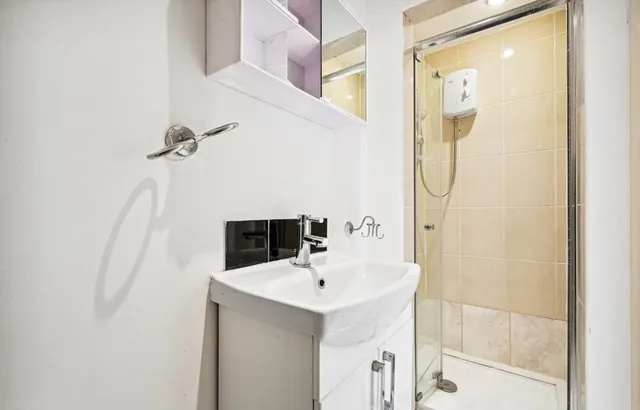 Penywern Road, SW5, photo 3