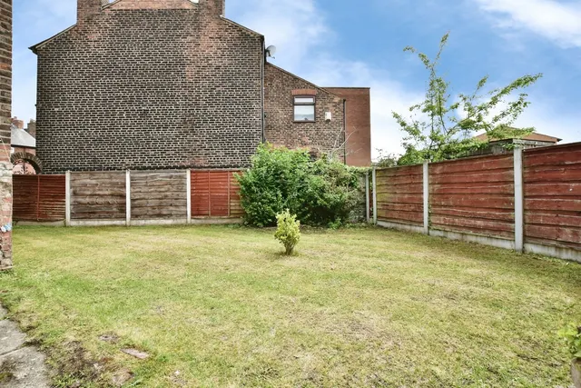 Photo 2 — Sinderland Road, Broadheath, Altrincham, Greater Manchester, WA14