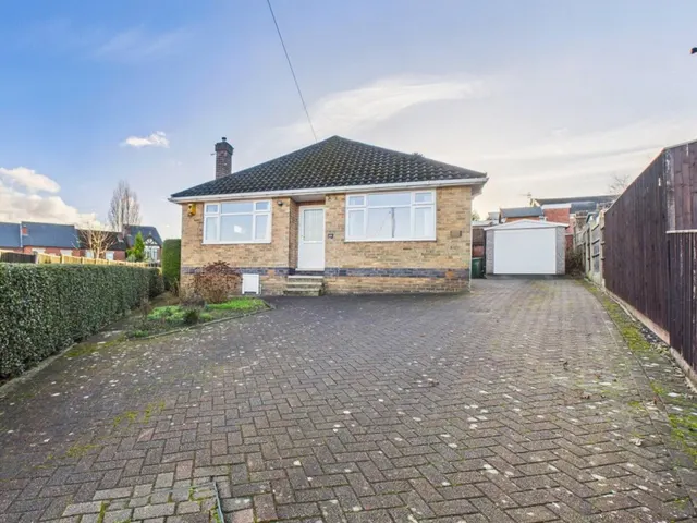 Garnett Avenue, Heanor, DE75, photo 1