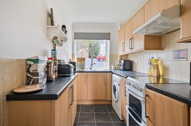 Cokeham Road, Sompting, BN15, photo 3