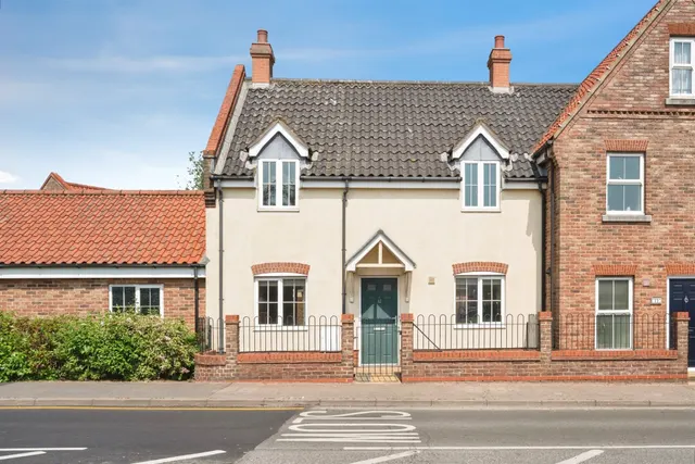 Baxter Close, FAKENHAM, photo 1