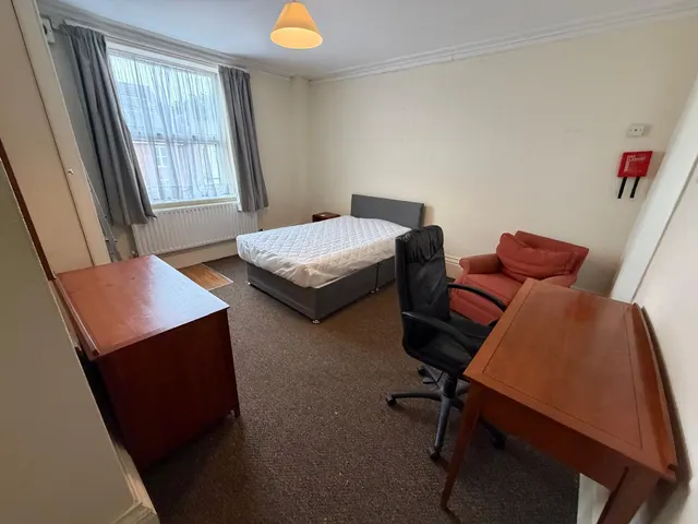 Carholme Road, Lincoln, LN1, photo 2