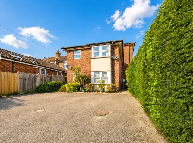 Havant Road, Drayton, PO6, photo 1