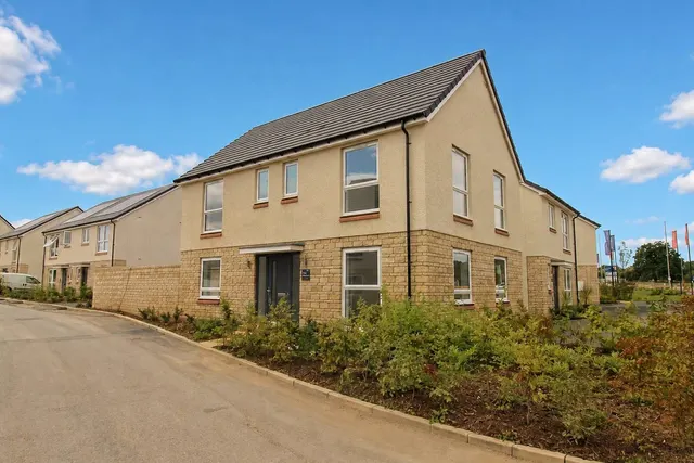 Rowden Chase, Chippenham, photo 1