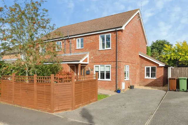Stokes Avenue, Watton, IP25, photo 1