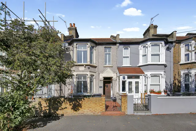 3 bedroom house, Belmont Park Road, London, E10