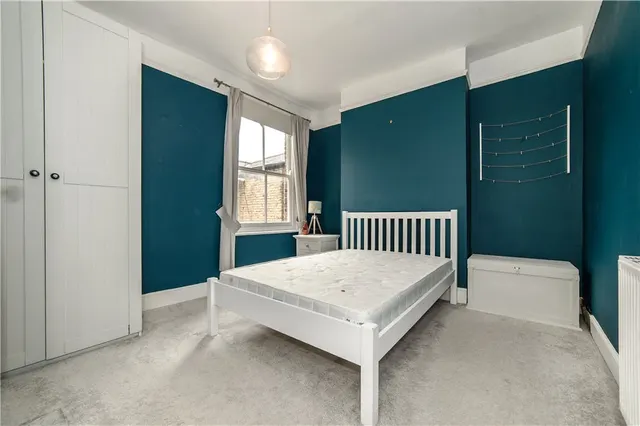 Dumbarton Road, London, SW2, photo 3