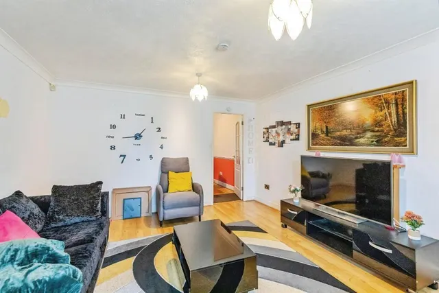 Tyne Close, Wellingborough, NN8, photo 3