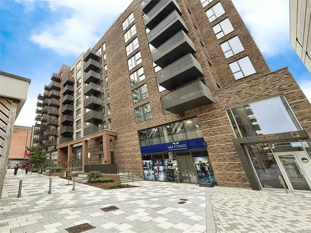 Regal Walk, Bexleyheath, DA6, photo 1