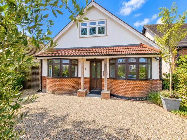 Oakwood Avenue, Hutton, Brentwood, photo 1