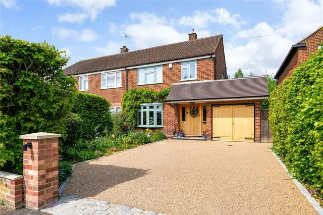 Bullsland Lane, Chorleywood, Rickmansworth, Hertfordshire, WD3 5BQ, photo 1