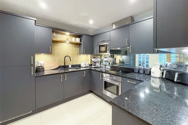 East Preston, Littlehampton, BN16, photo 2