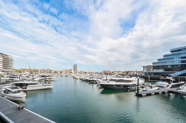 Ocean Way, Southampton, SO14, photo 1
