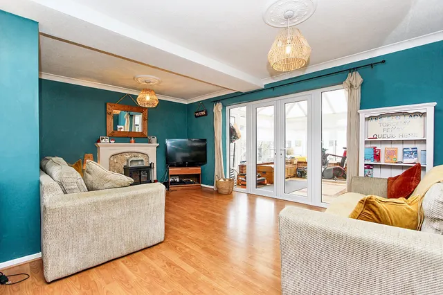 Photo 3 — Mayfield Road, Streetly, Sutton Coldfield, Sutton Coldfield, B74 3PZ