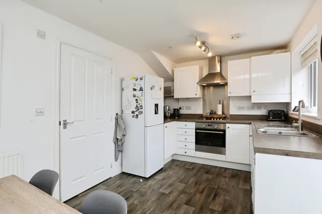 Marshfern Place, Crewe, CW2, photo 3
