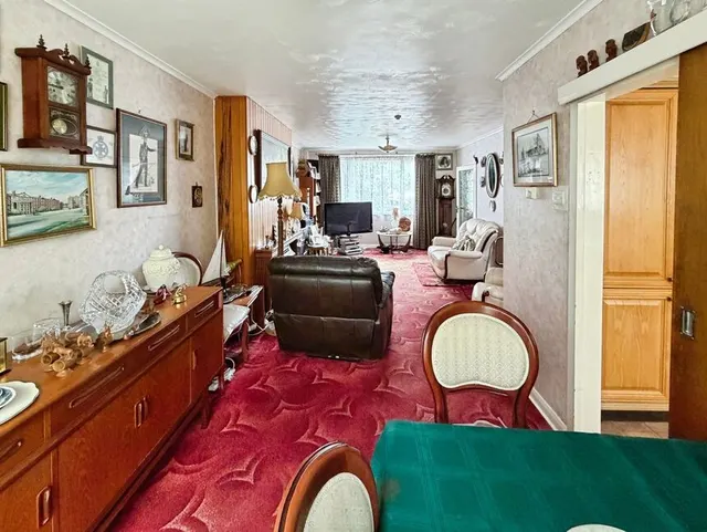 Photo 2 — Leaford Crescent, Watford, Hertfordshire, WD24