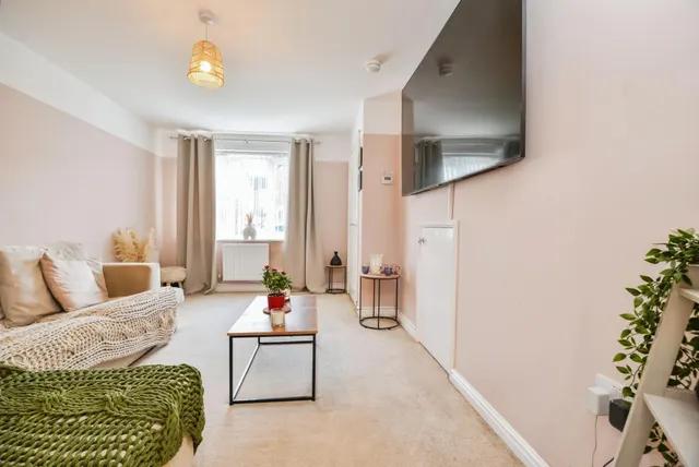 Kingsbridge Crescent, Middlesbrough, TS5, photo 3