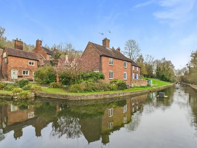 1 bedroom house — Coalport, Telford TF8 7HS
