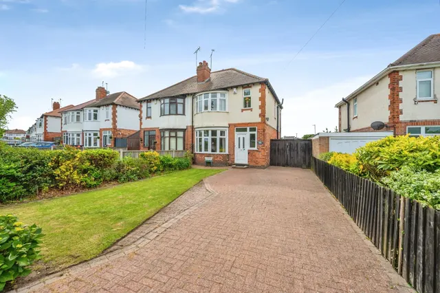 Carlton Avenue, Shelton Lock, DE24, photo 1