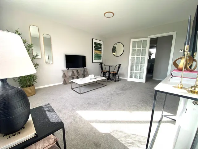 Alexandra Road, Poole, BH14, photo 3