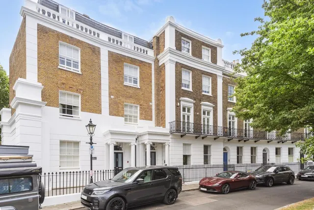 Crescent Grove, London, SW4, photo 1