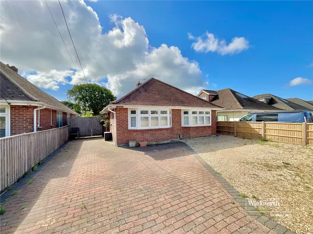 Photo 3 — Walkford Way, Walkford, Christchurch, Dorset, BH23