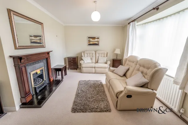 North Moor Drive, Walkeringham, photo 2