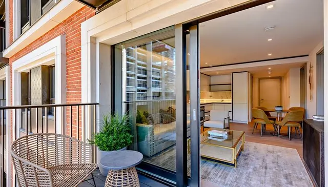 West End Gate, London, W2, photo 1
