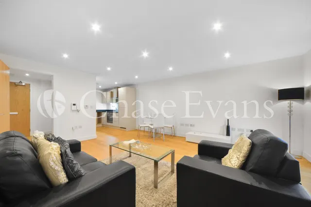 Roden Court, 115 Hornsey Lane, Highgate, London, N6, photo 1