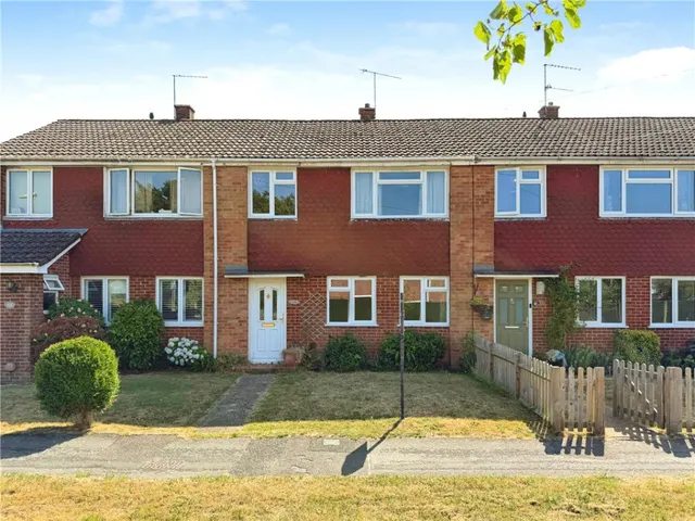 Kinver Close, Romsey, SO51, photo 1