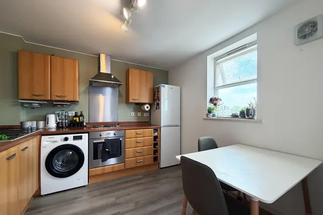 Photo 3 — Oakcliffe Road, Baguley, Manchester M23 1DA