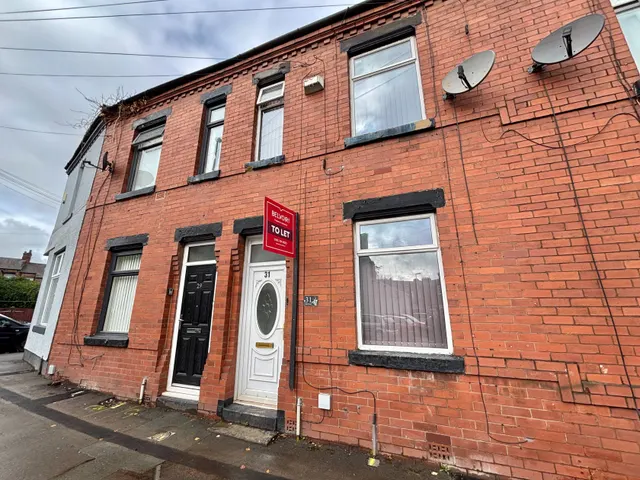 Old Road, Failsworth, M35, photo 1