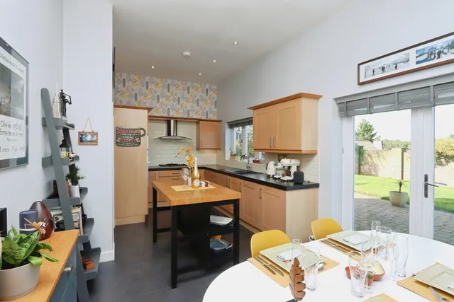Gomersal Lane, Dronfield, S18, photo 3