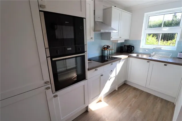 Anchorage Way, East Cowes, PO32, photo 2