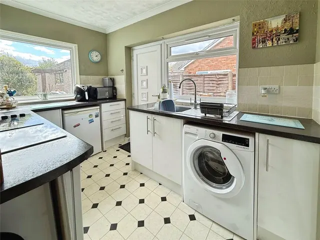 Photo 3 — Matlock Drive, North Hykeham, Lincolnshire, LN6