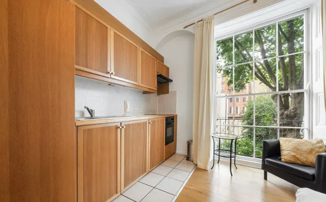 Cartwright Gardens, Bloomsbury, WC1H, photo 2
