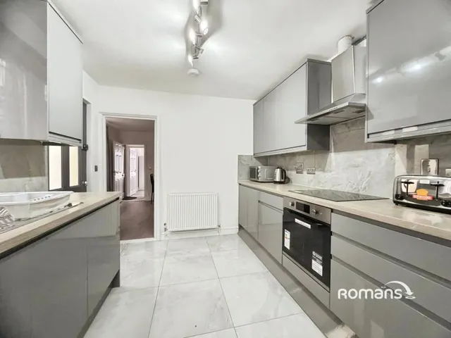 Hughenden Road, High Wycombe, HP13, photo 2