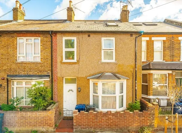 Grosvenor Road, Hanwell, W7, photo 1