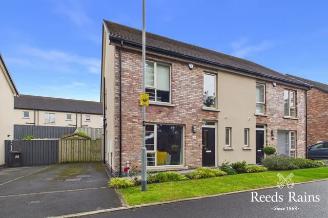 Woodbrook Walk, Lisburn, County Antrim, BT28, photo 1