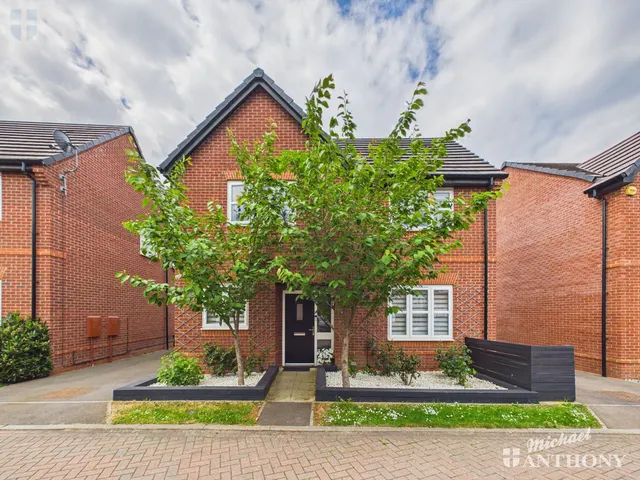 Gershwin Road, Stoke Mandeville, Aylesbury, HP21 9GN, photo 1