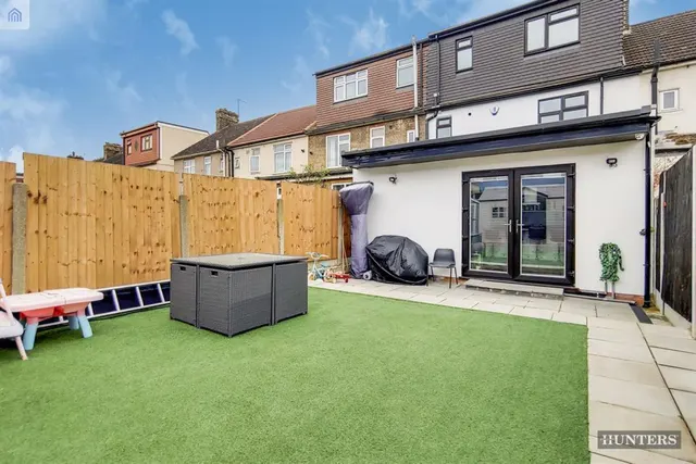 Photo 3 — Netherfield Gardens, Barking, IG11