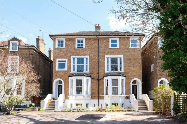 Queens Road, Twickenham, TW1, photo 1