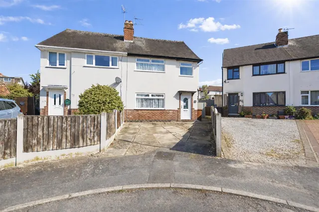 Nursery Hollow, Ilkeston, DE7, photo 1
