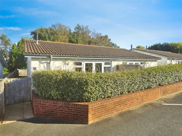 Fort Warden Road, Colwell Bay, PO39, photo 1