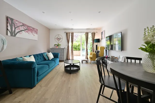 Photo 2 — 12 Caesar House, Dacorum Way, Hemel Hempstead